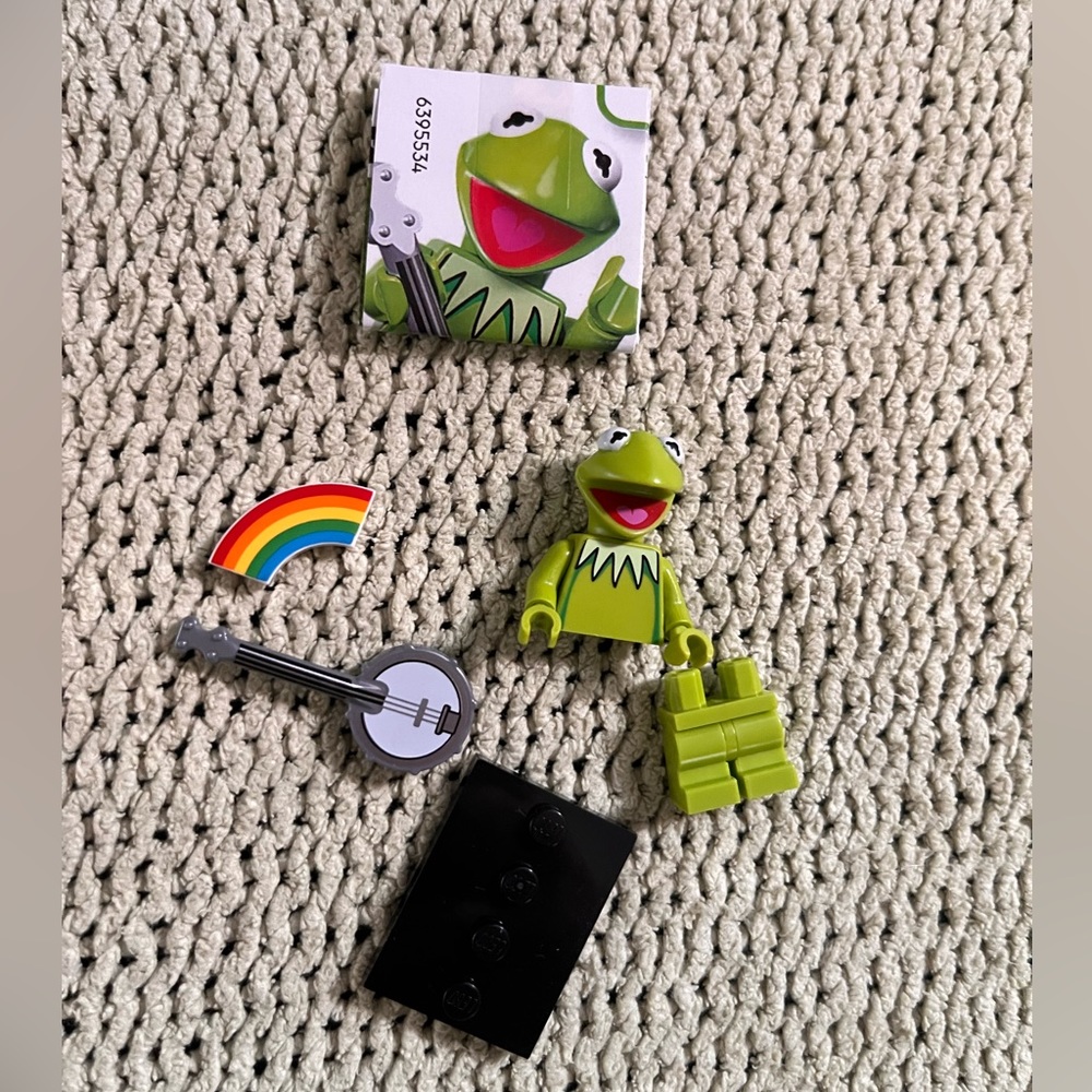 Lego Muppet Mini Fig- Kermit